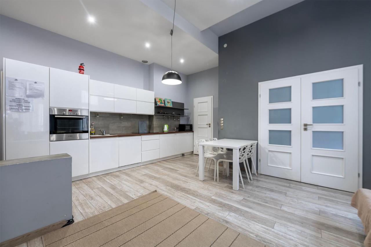 The Essence Of Lodz Apartment ภายนอก รูปภาพ