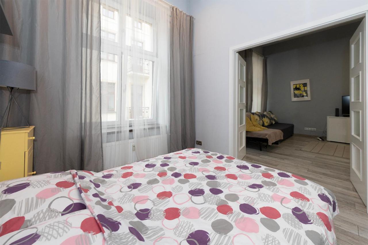The Essence Of Lodz Apartment ภายนอก รูปภาพ